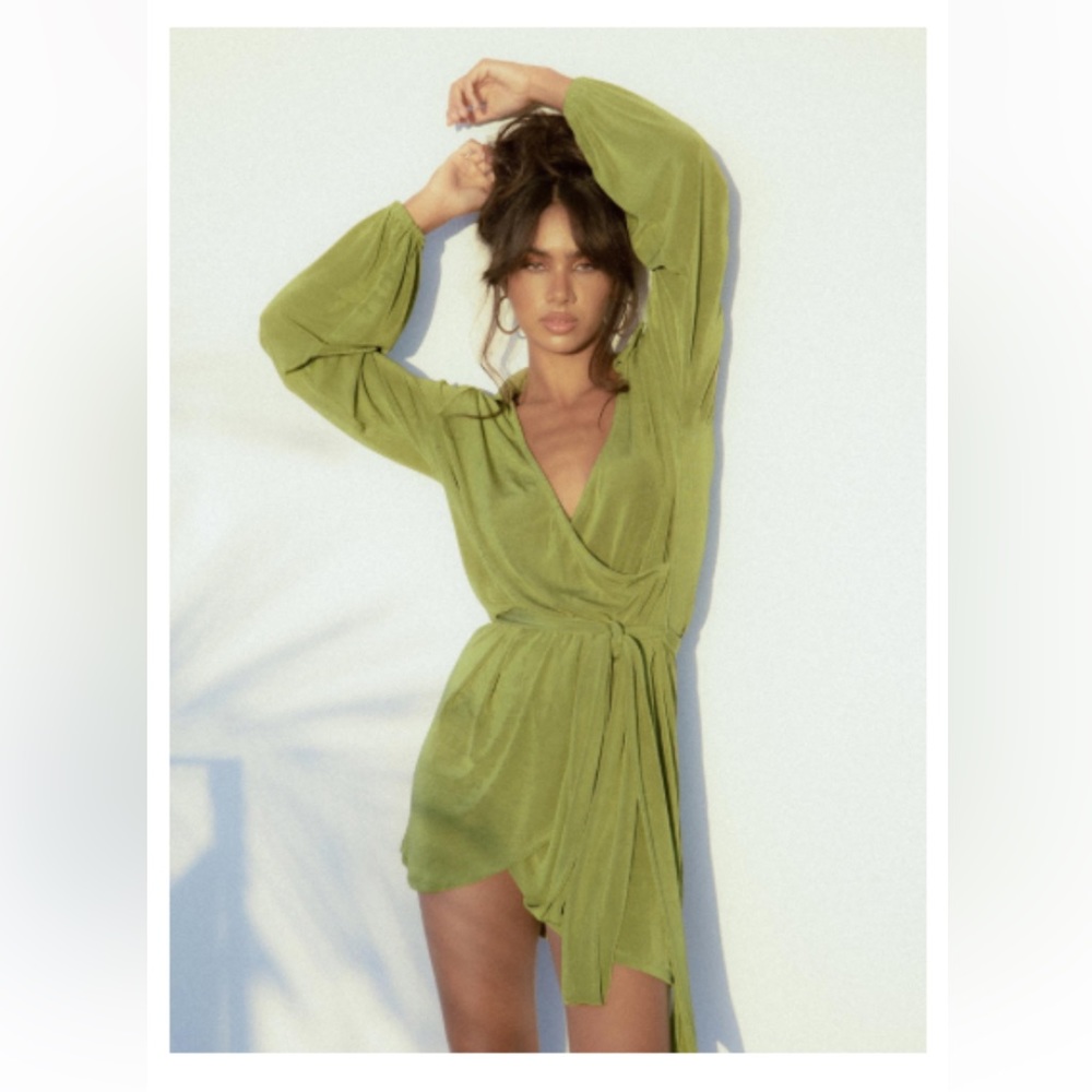 Princess Polly Green Spring Wedding Guest Dress, Size 4 (runs a little bit big)
